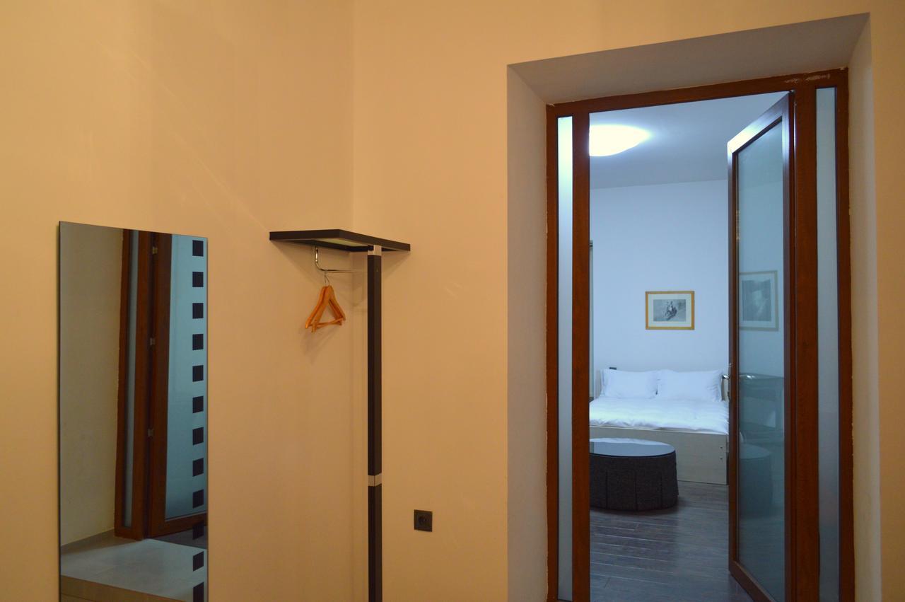Deluxe Apartment Tbilisi Exterior foto